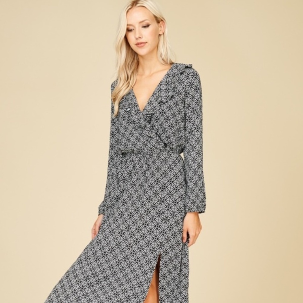 Papermoon Sophia Surplice Geo